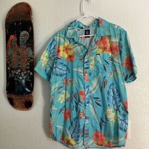 Volcom Blue and Red Casual Button Down Shirt